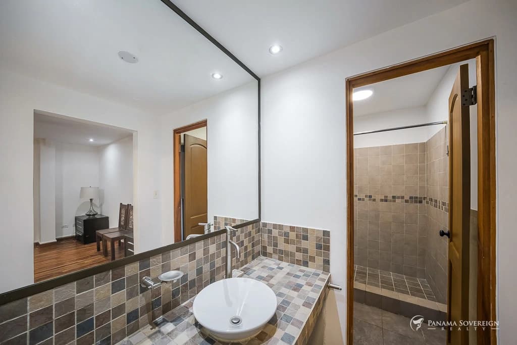 2 Bedroom Condo in Casco Viejo - photo 24