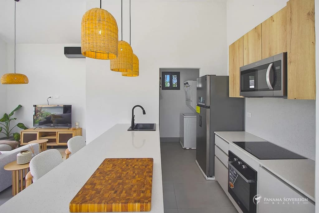 3 Bedroom House in Canas - photo 8