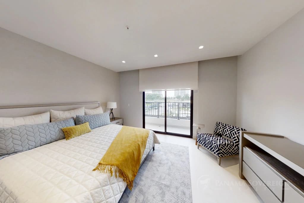 3 Bedroom Condo in Costa del Este - photo 9