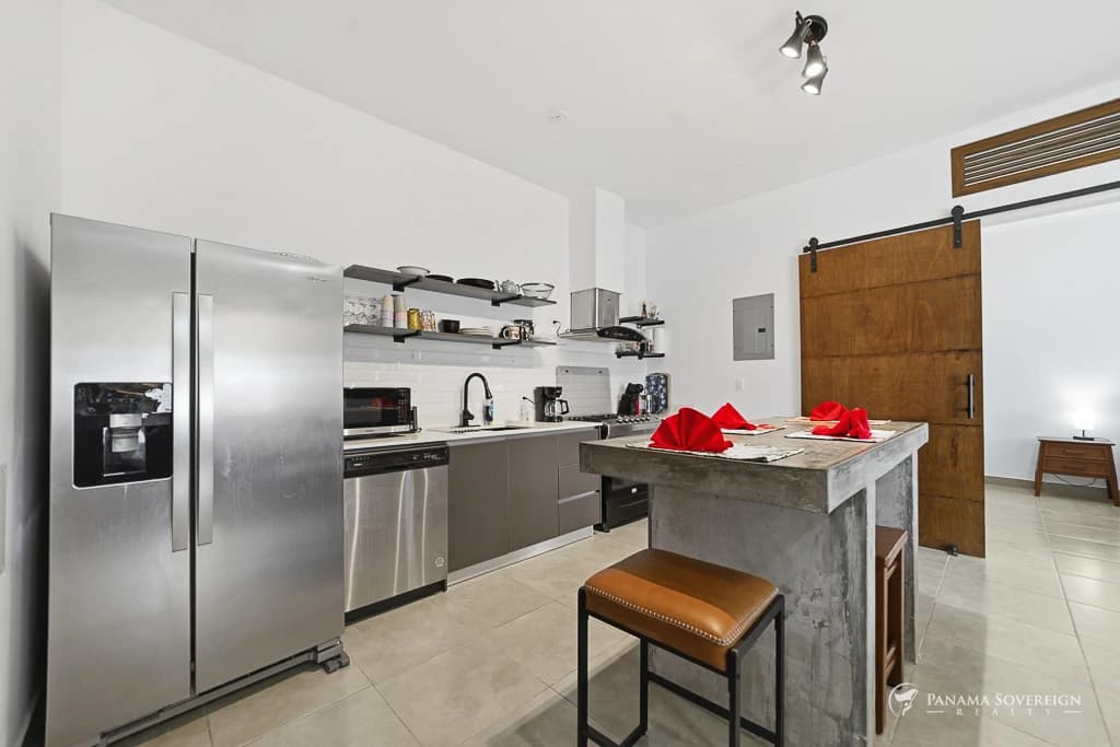 2 Bedroom House in Pedasi - photo 4