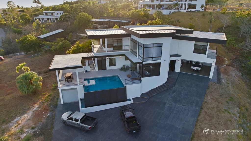 3 Bedroom House in Los Destiladeros - photo 9