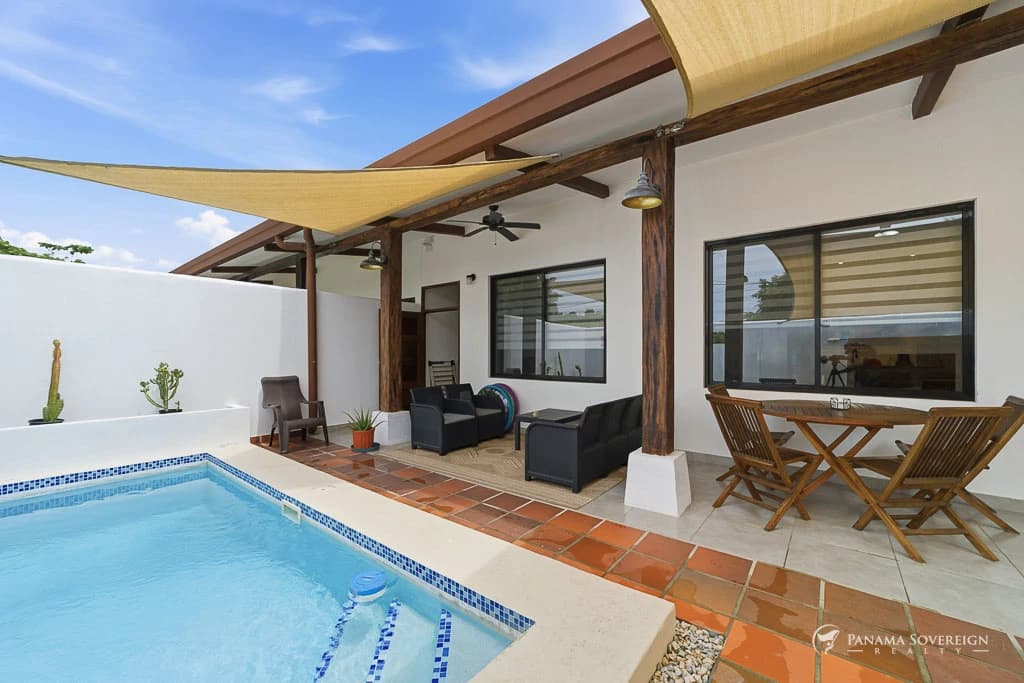 2 Bedroom House in Pedasi - photo 6