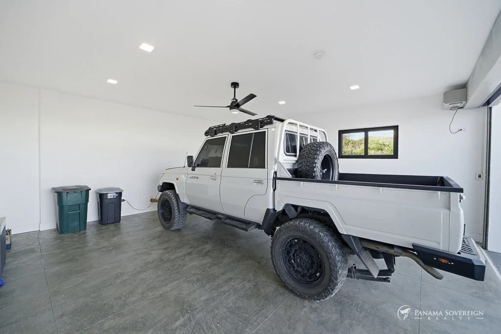 3 Bedroom House in Los Destiladeros - photo 19