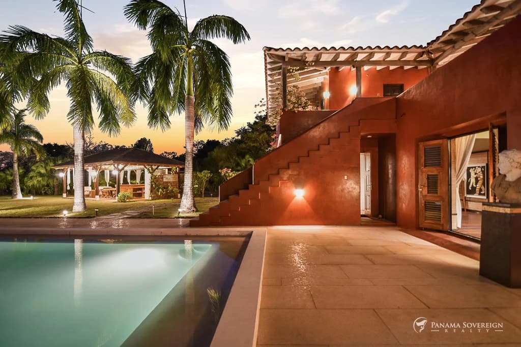 7 Bedroom House in Los Destiladeros - photo 35