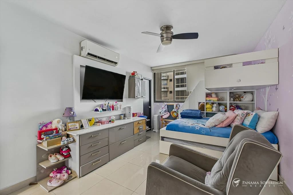 3 Bedroom Condo in San Francisco - photo 16