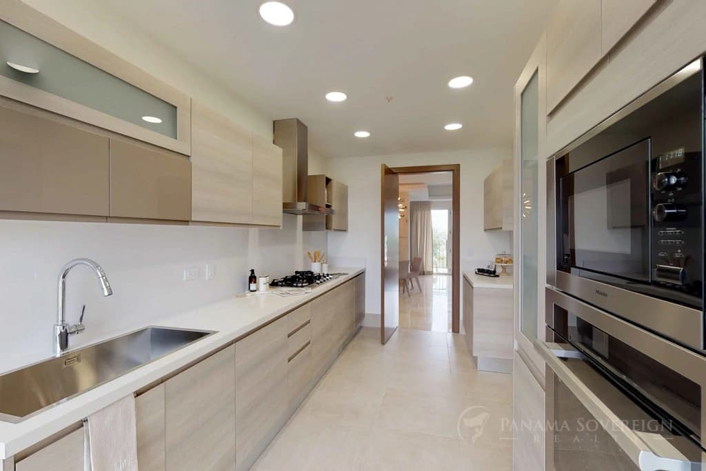 4 Bedroom Condo in Santa Maria - photo 17