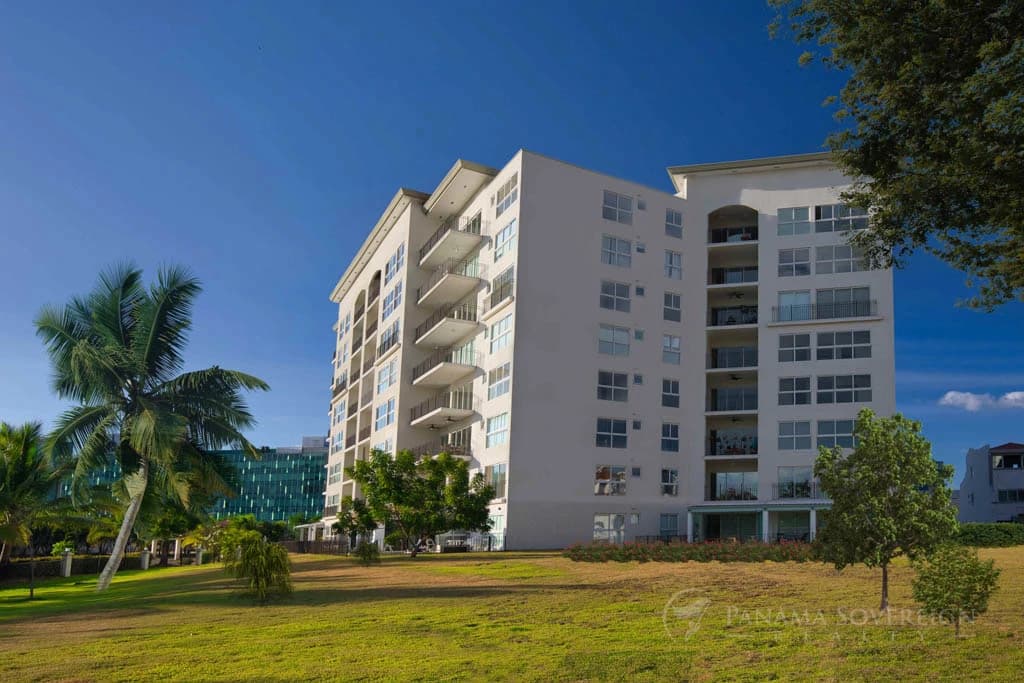 4 Bedroom Condo in Santa Maria - photo 10