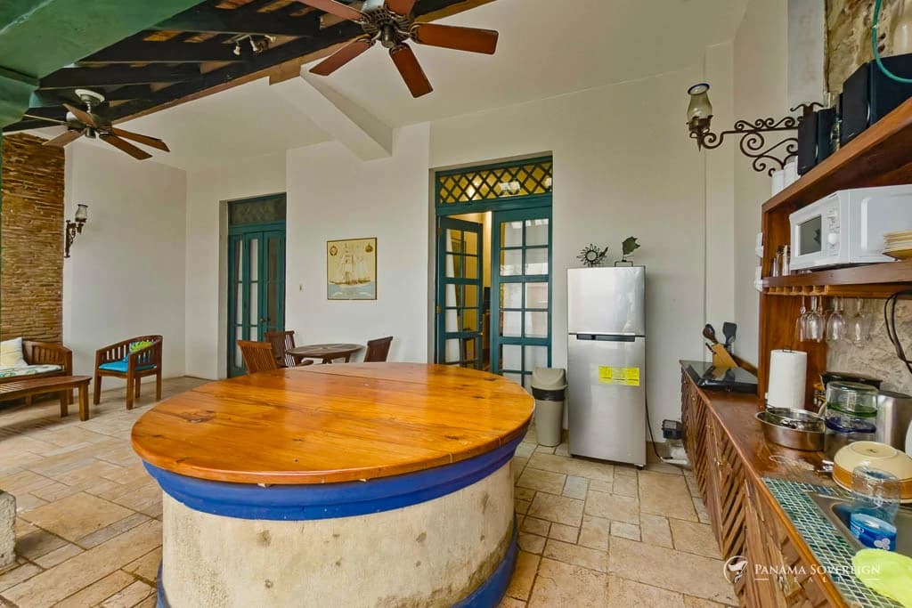 2 Bedroom House in Casco Viejo - photo 16