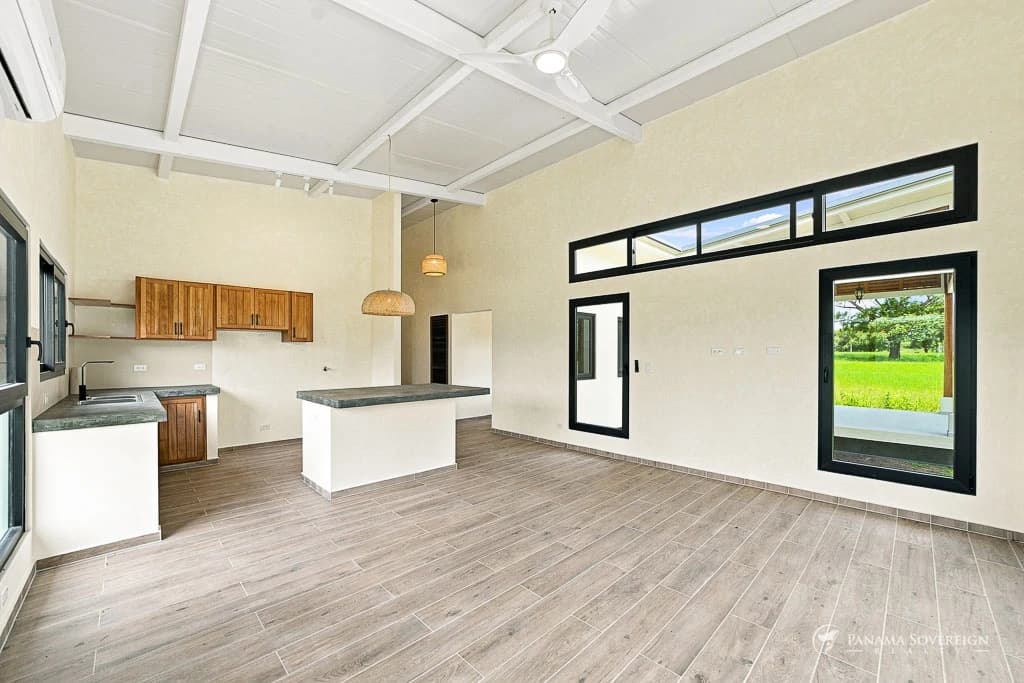 3 Bedroom House in Pedasi - photo 8