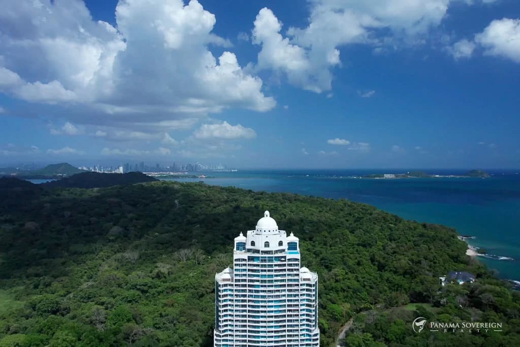 2 Bedroom Condo in Playa Bonita - photo 21
