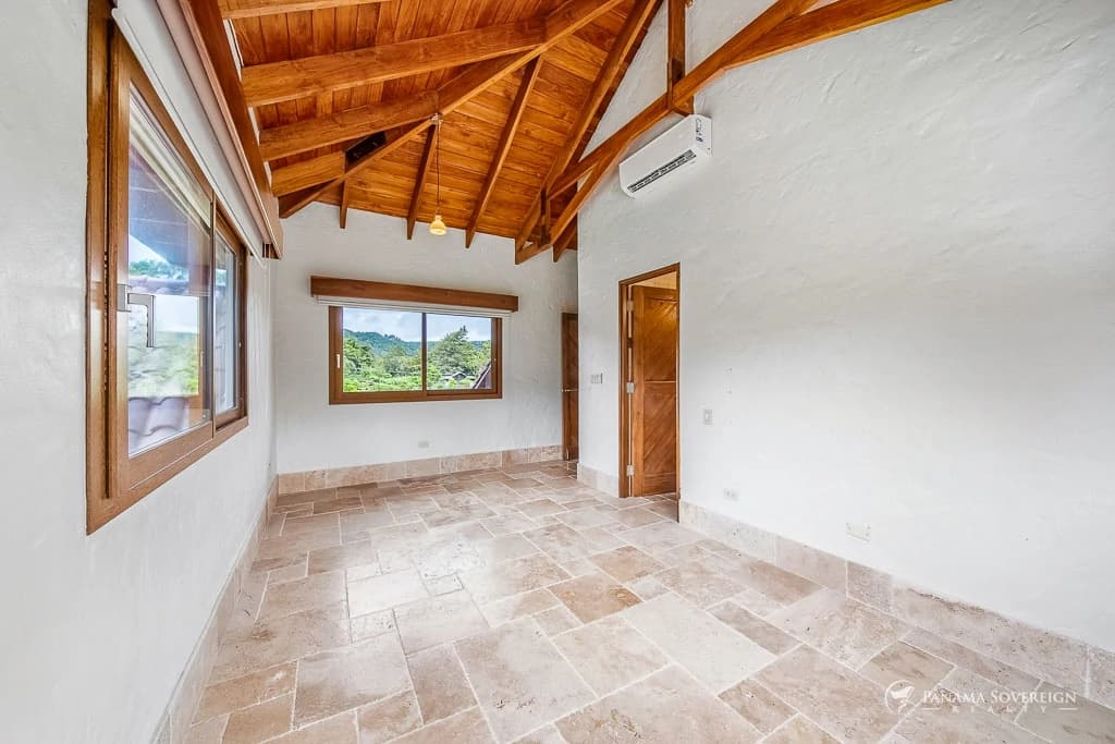5 Bedroom House in El Valle de Anton - photo 50