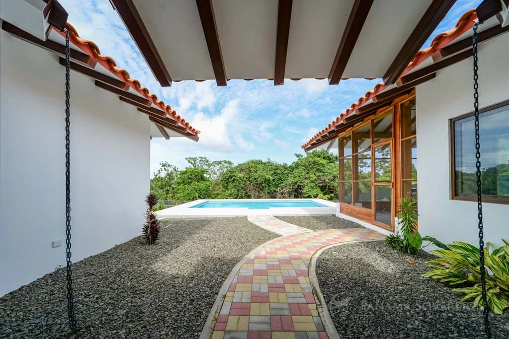 3 Bedroom House in Pedasi - photo 8