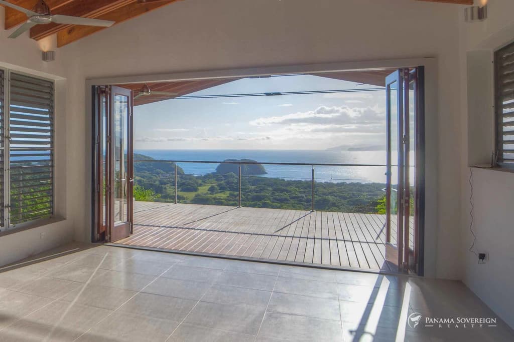 4 Bedroom House in Playa Venao - photo 1