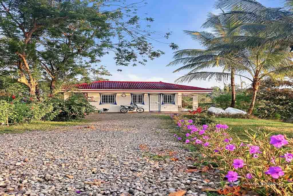 3 Bedroom House in Lake Gatun - photo 4