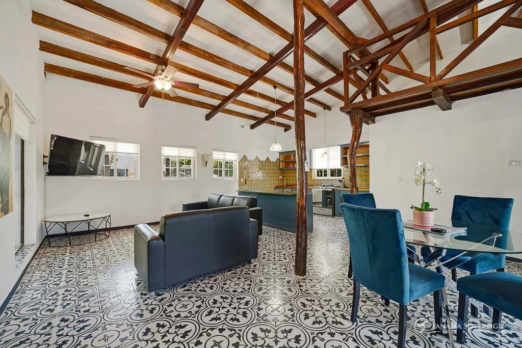 3 Bedroom House in Pedasi - photo 5