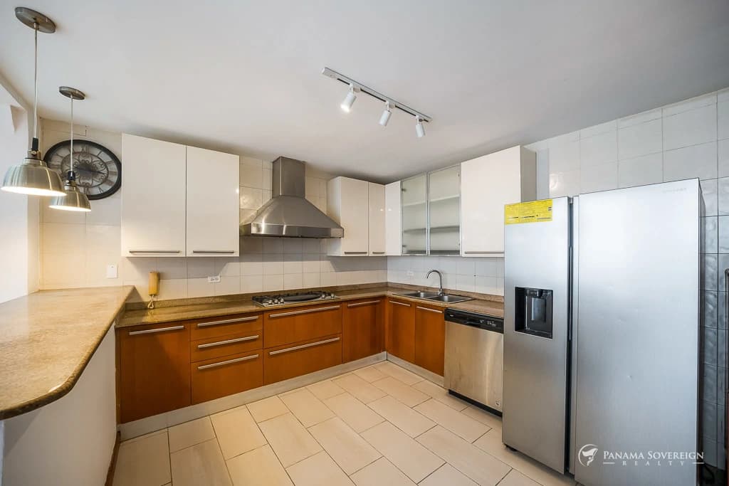 2 Bedroom Condo in Casco Viejo - photo 9