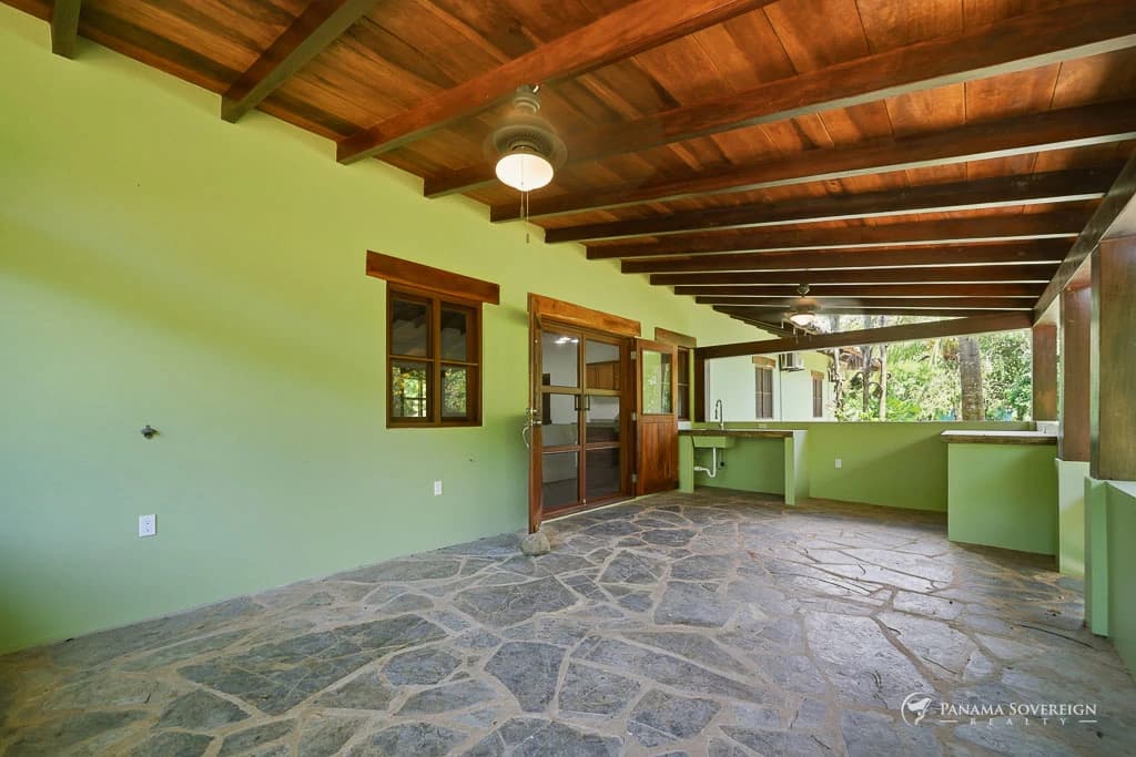 4 Bedroom House in Pedasi - photo 19