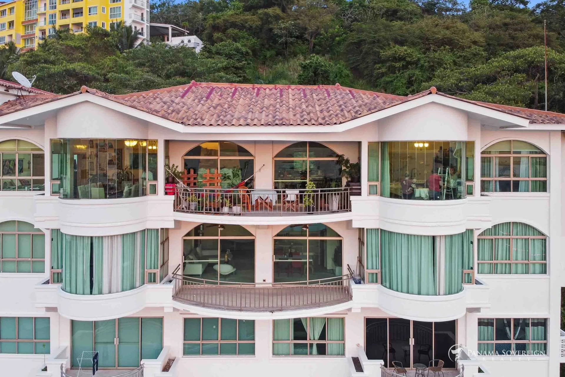 2 Bedroom Condo in Amador Causeway - photo 27