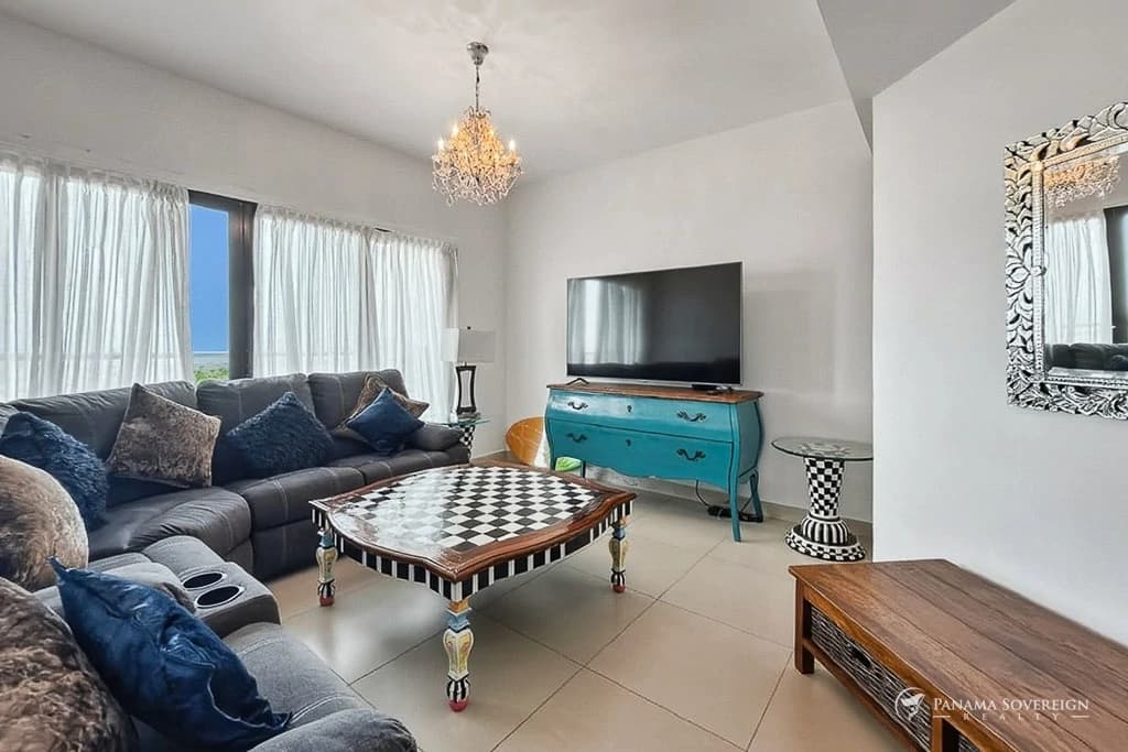 5 Bedroom Condo in San Carlos - photo 7