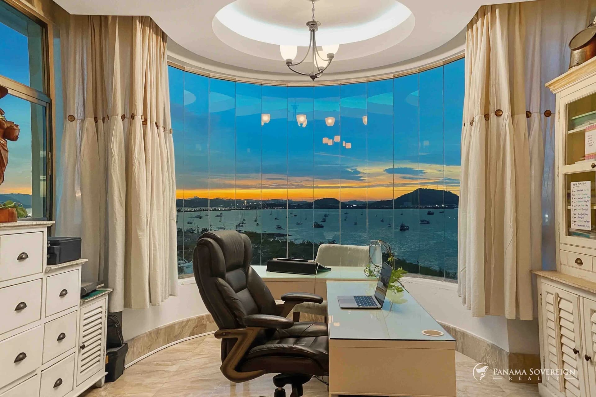 2 Bedroom Condo in Amador Causeway - photo 11