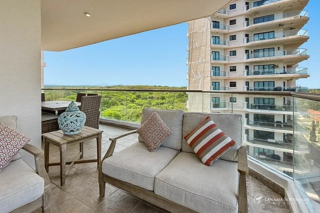 5 Bedroom Condo in San Carlos - photo 25