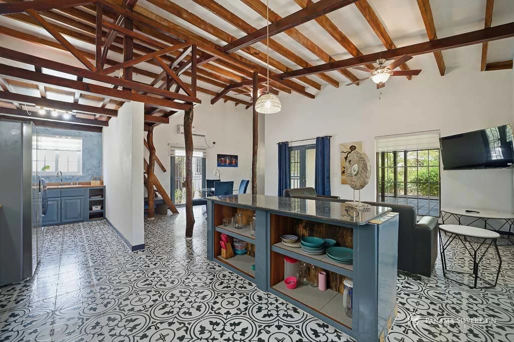 3 Bedroom House in Pedasi - photo 1