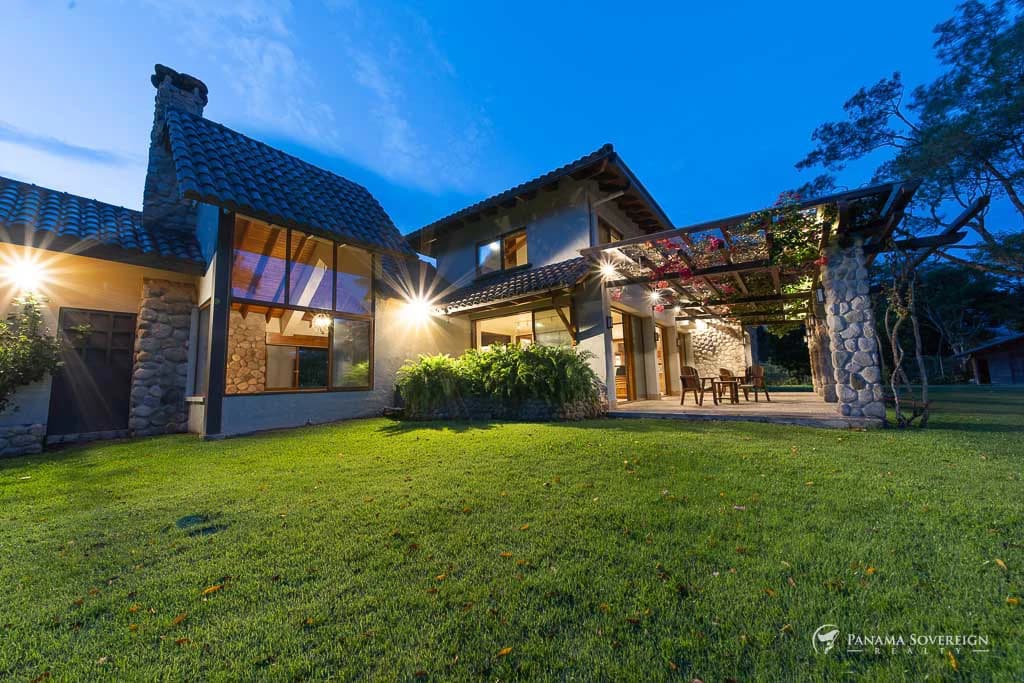 5 Bedroom House in El Valle de Anton - photo 29