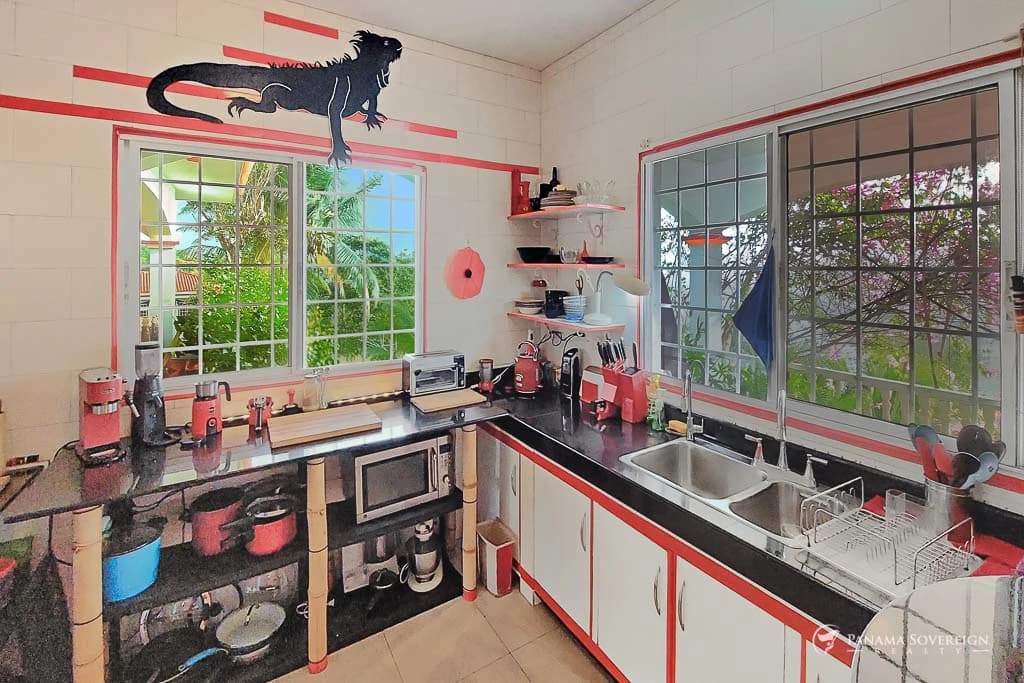 3 Bedroom House in Lake Gatun - photo 12