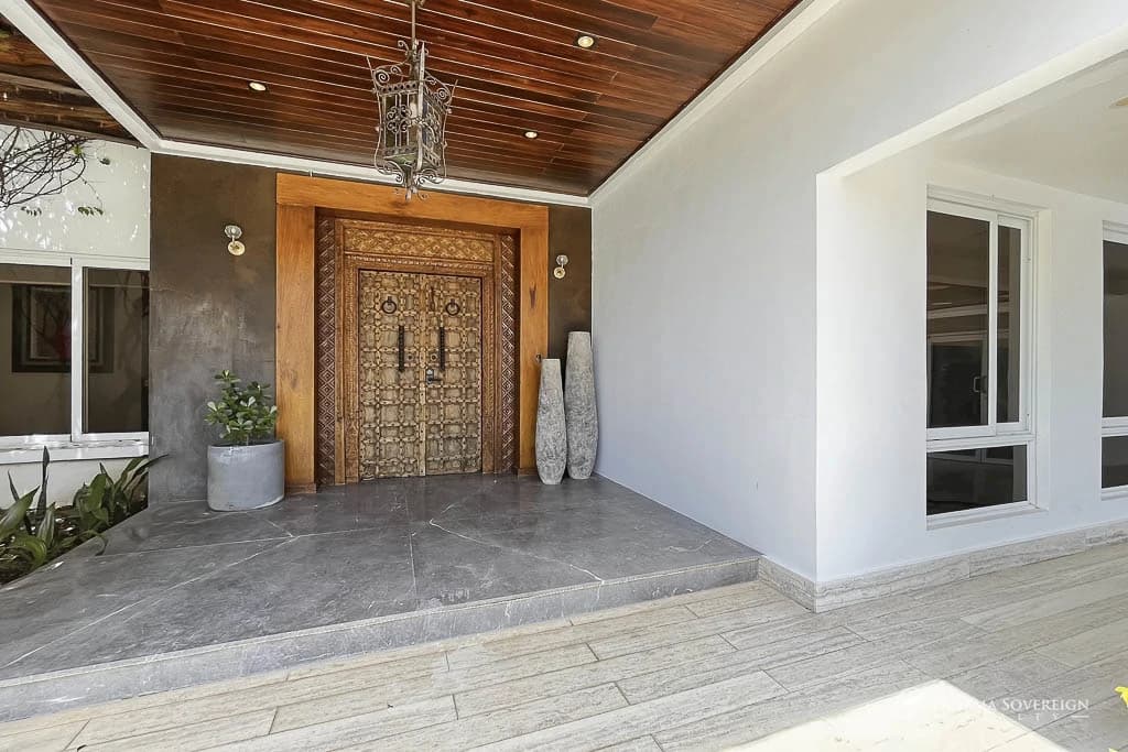 5 Bedroom House in San Carlos - photo 10