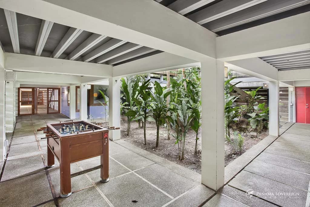 4 Bedroom House in Canal Zone - photo 45