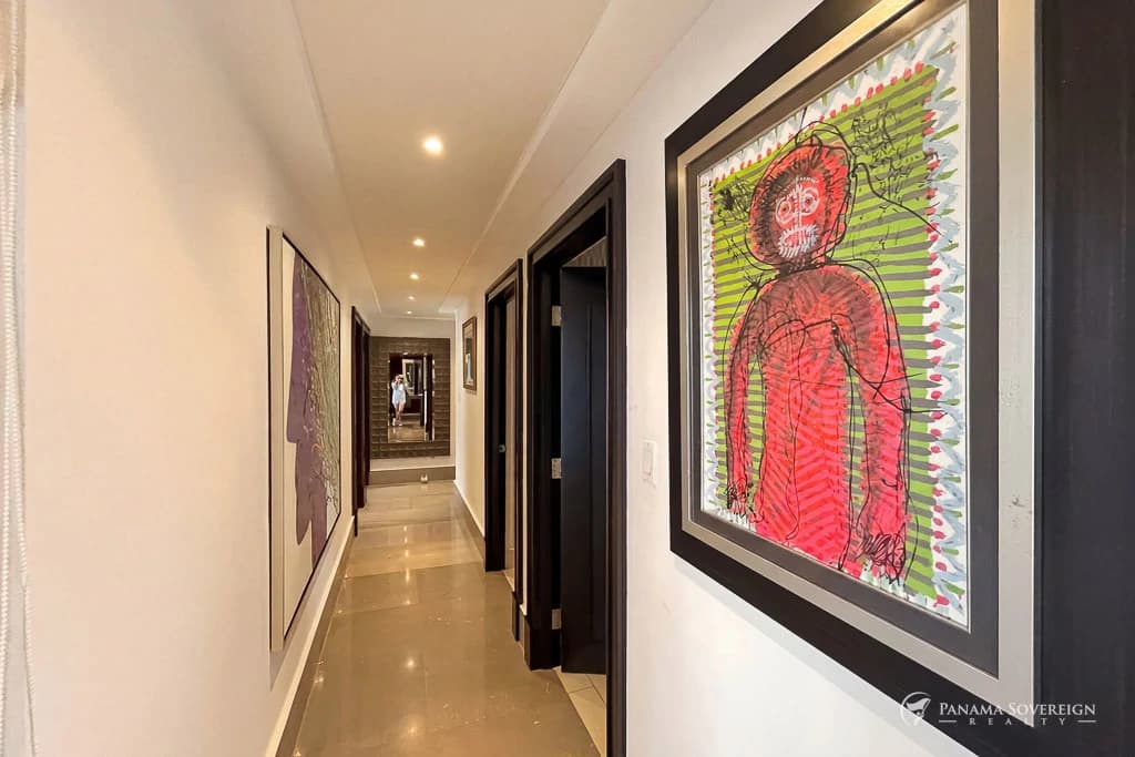 5 Bedroom House in San Carlos - photo 18