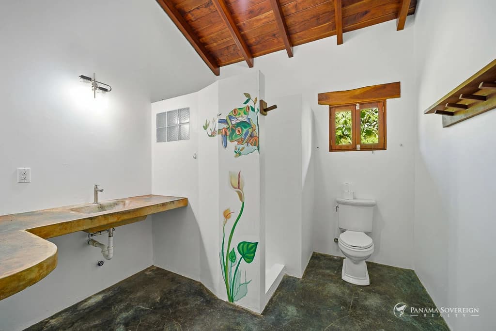 4 Bedroom House in Pedasi - photo 25