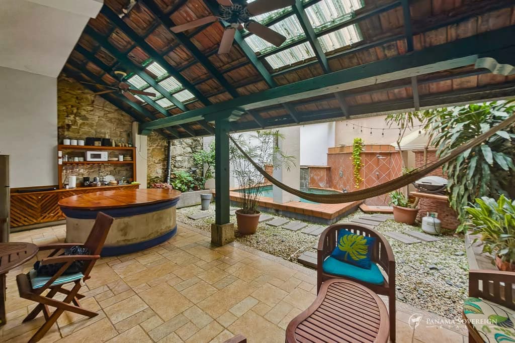 2 Bedroom House in Casco Viejo - photo 5
