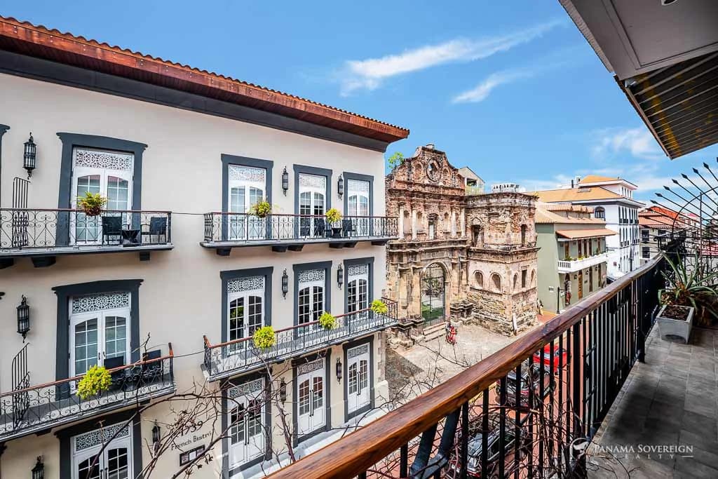 2 Bedroom Condo in Casco Viejo - photo 32