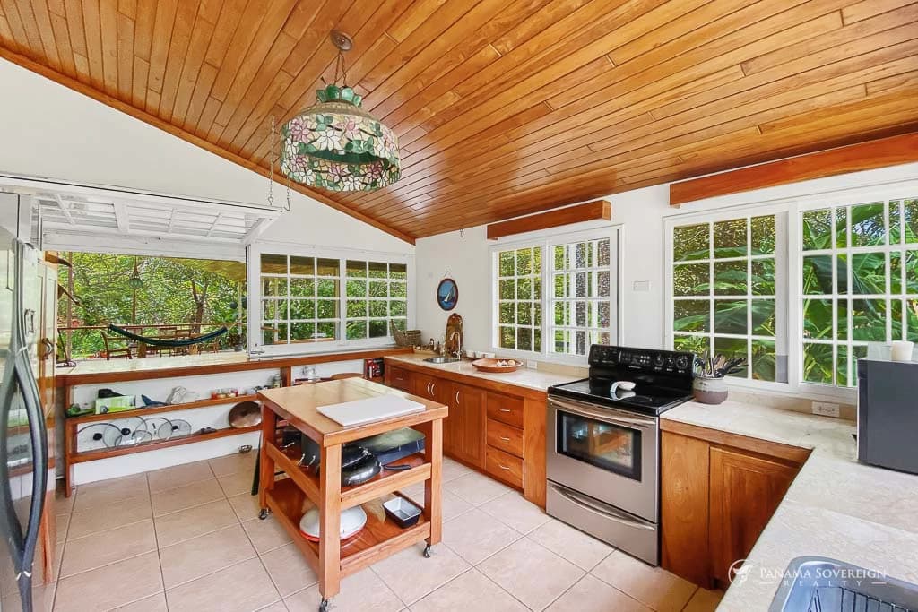 3 Bedroom House in San Carlos - photo 30