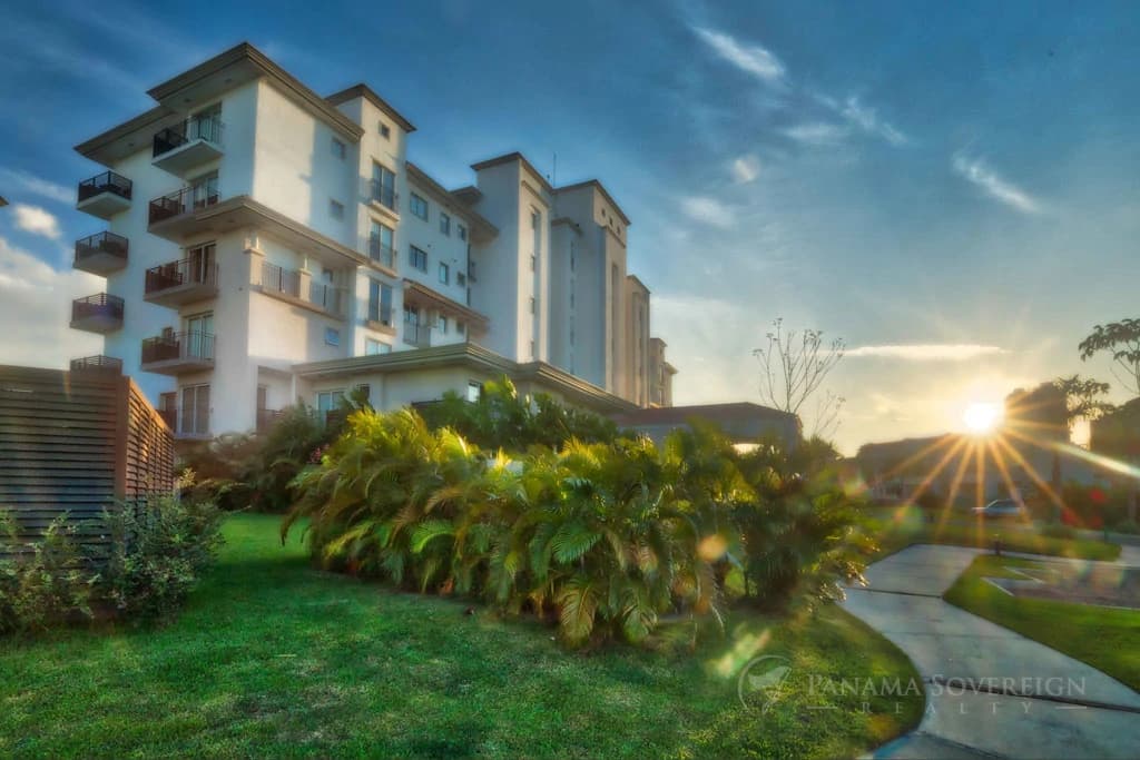 4 Bedroom Condo in Santa Maria - photo 12