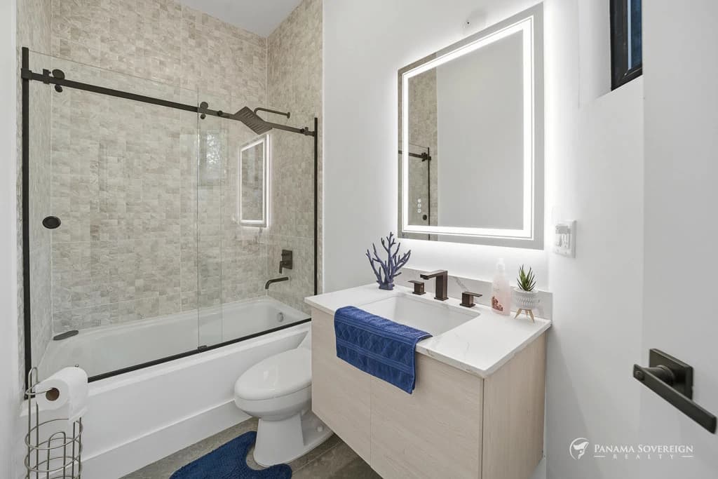3 Bedroom House in Los Destiladeros - photo 22