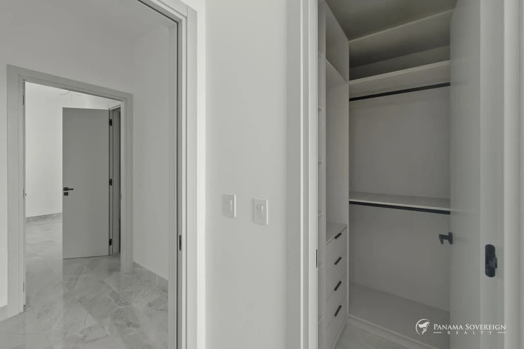 4 Bedroom Condo in Santa Maria - photo 13