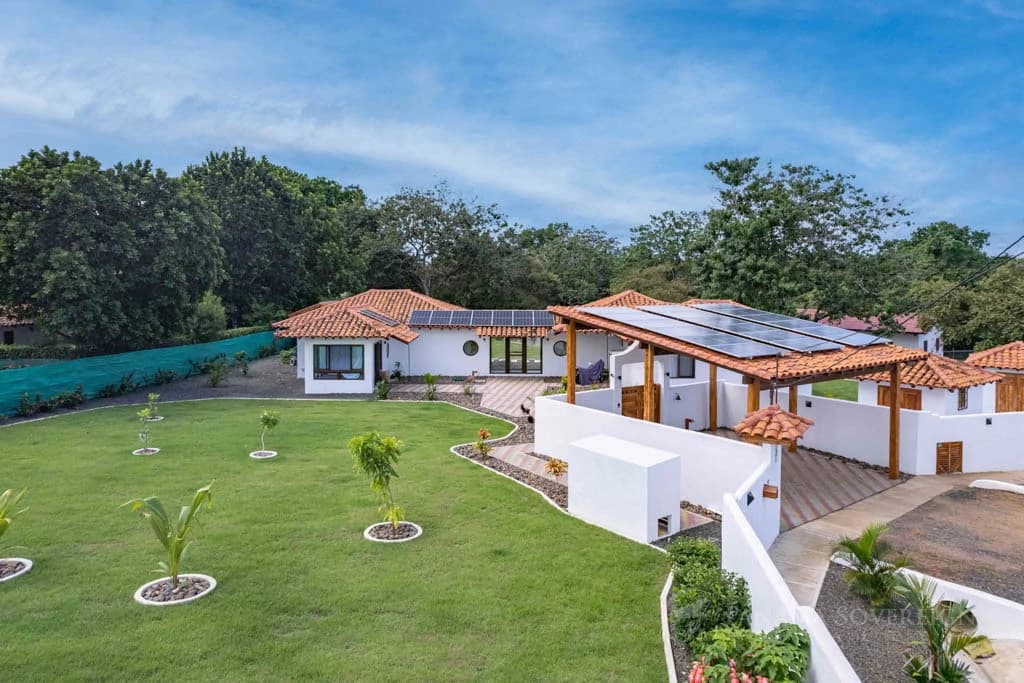 3 Bedroom House in Pedasi - photo 10