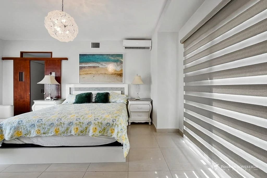 5 Bedroom Condo in San Carlos - photo 42