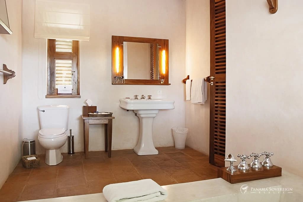 11 Bedroom House in Los Destiladeros - photo 55