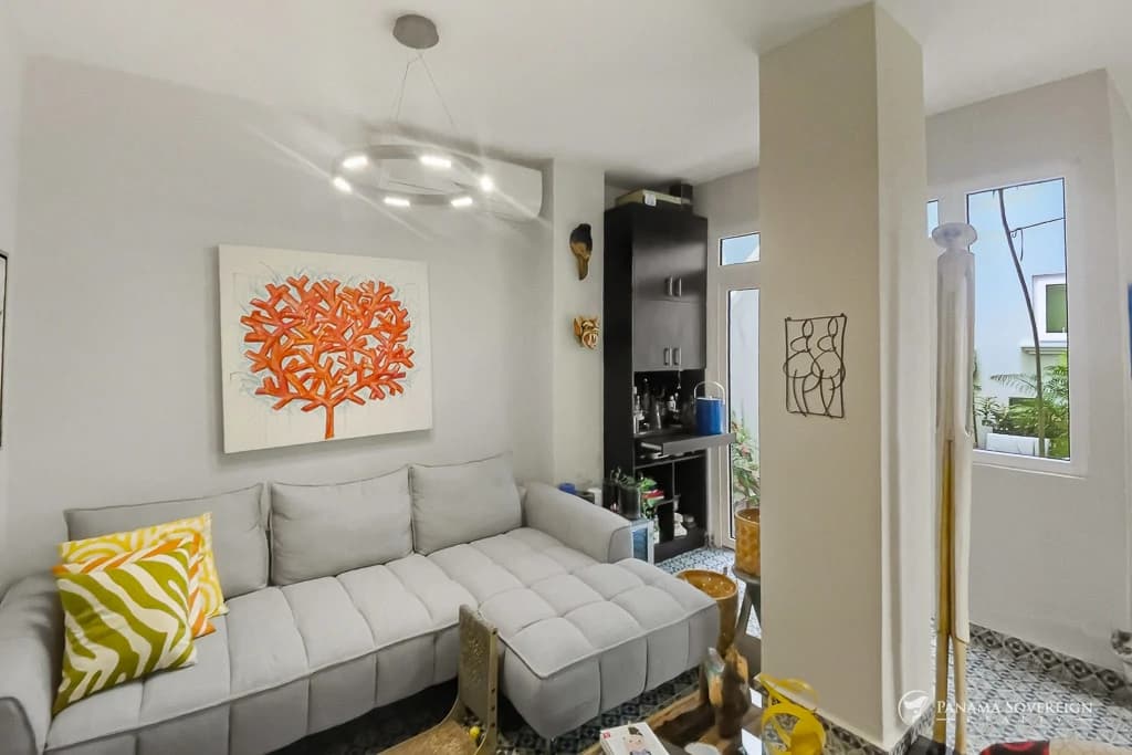 Condo in Casco Viejo - photo 1