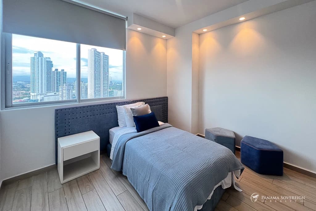 3 Bedroom Condo in Costa del Este - photo 10