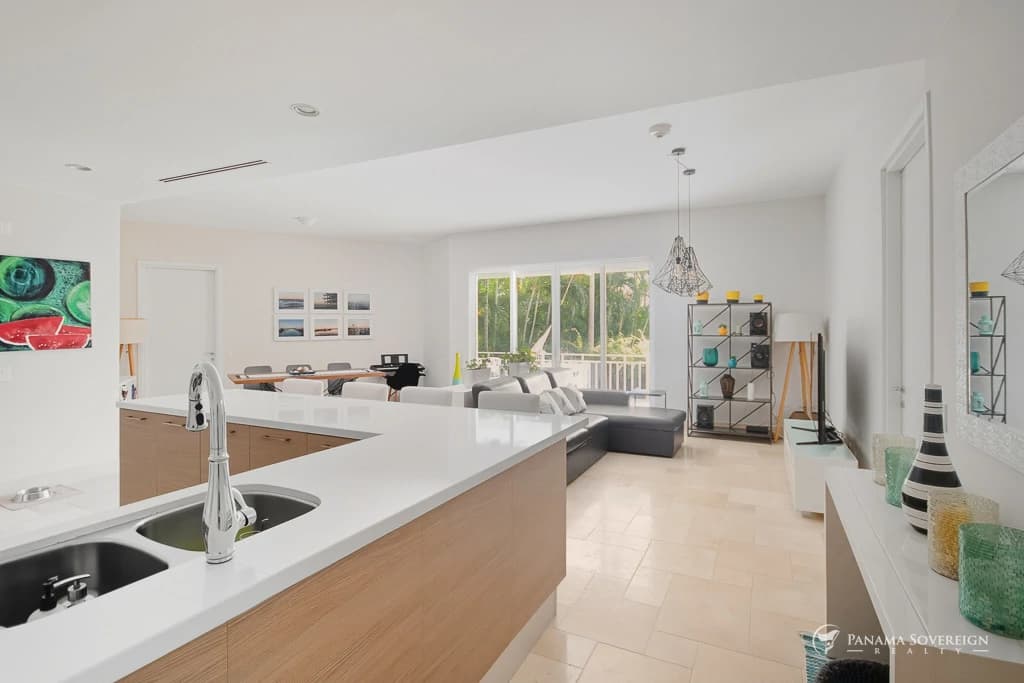 2 Bedroom Condo in Rio Hato - photo 4