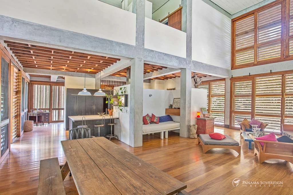 4 Bedroom House in Canal Zone - photo 16