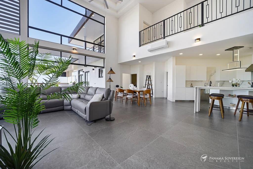 3 Bedroom House in Los Destiladeros - photo 11
