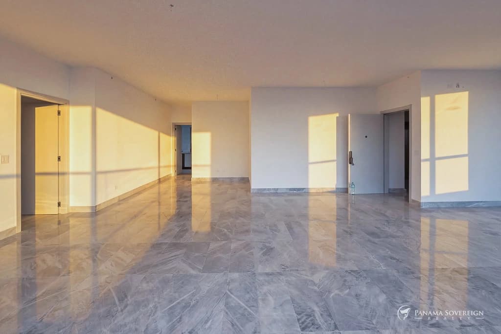 4 Bedroom Condo in Santa Maria - photo 31