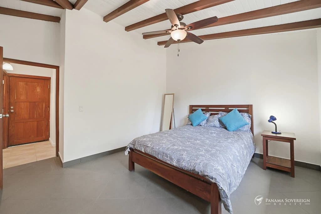 3 Bedroom House in Los Destiladeros - photo 19