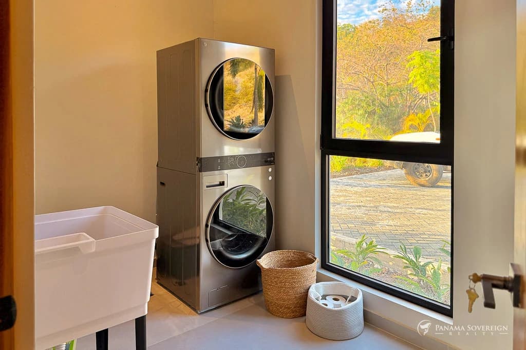 3 Bedroom House in Canas - photo 51
