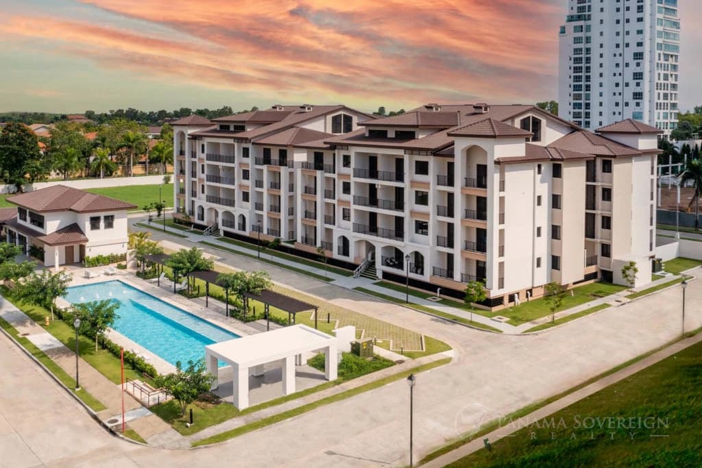 3 Bedroom Condo in Costa del Este - photo 25